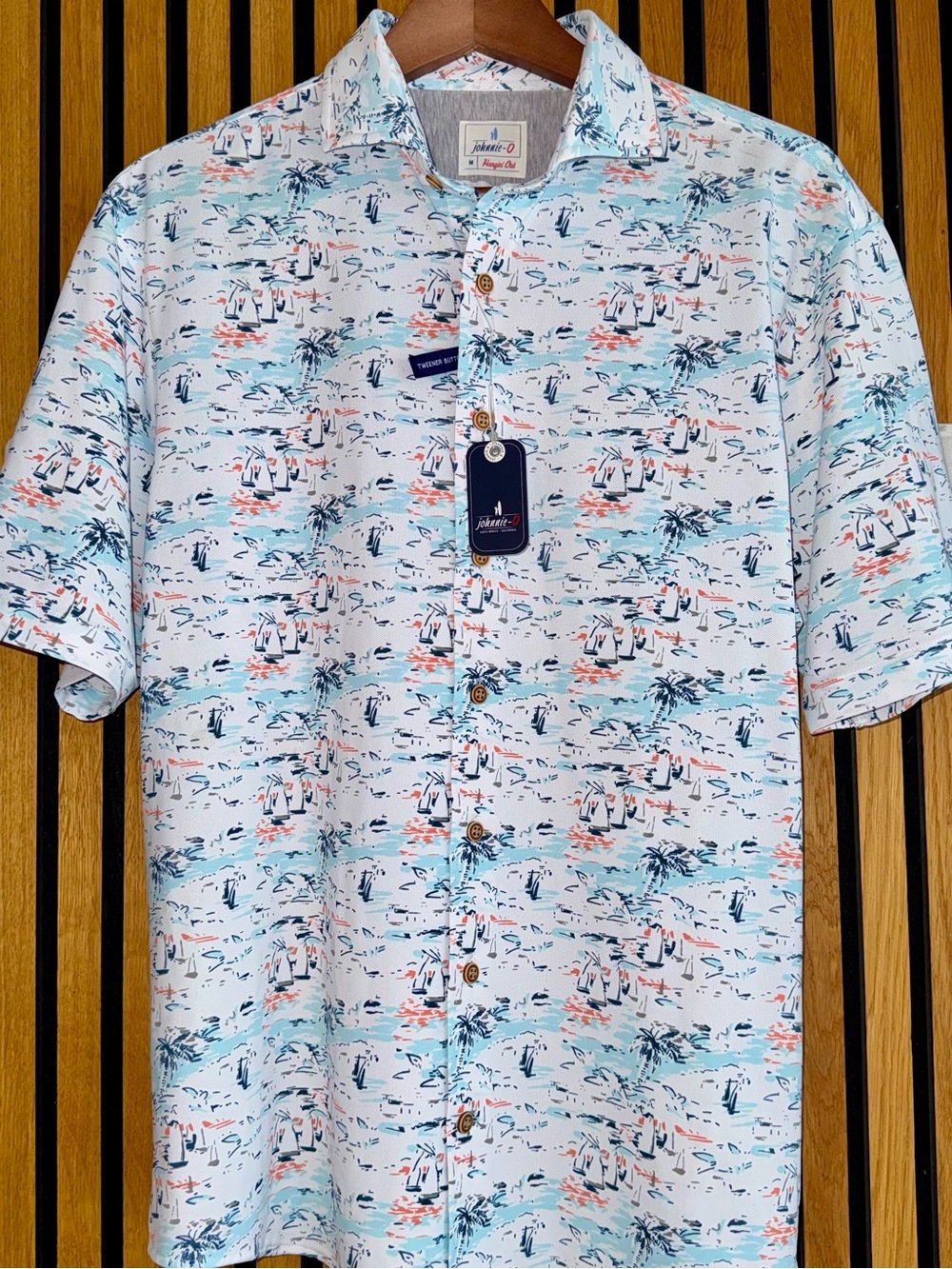 johnnie-O "Making Waves" Short-Sleeve Button-Down Performance Shirt - NWT